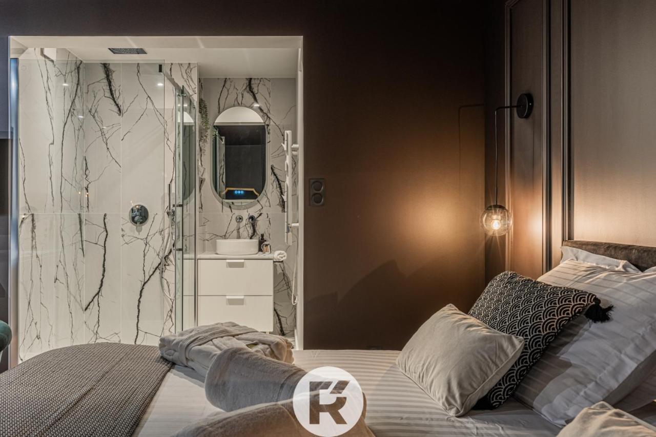 R'Apparts The Love Nest Suite Grenoble Exteriör bild